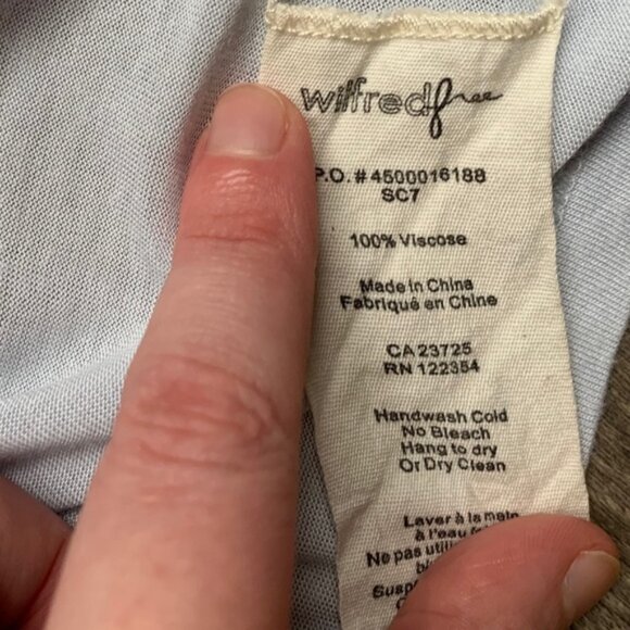 Aritzia Wilfred Free Tee T-Shirt Short Sleeve Relaxed fit Pale Blue Size XXS - Picture 10 of 15